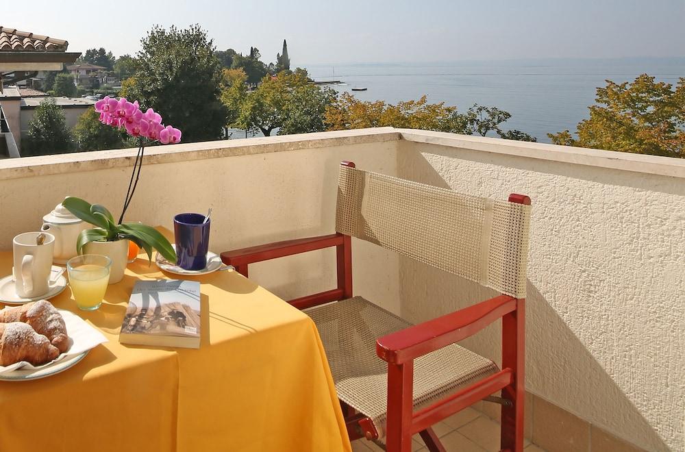Hotel Nettuno باردولينو المظهر الخارجي الصورة