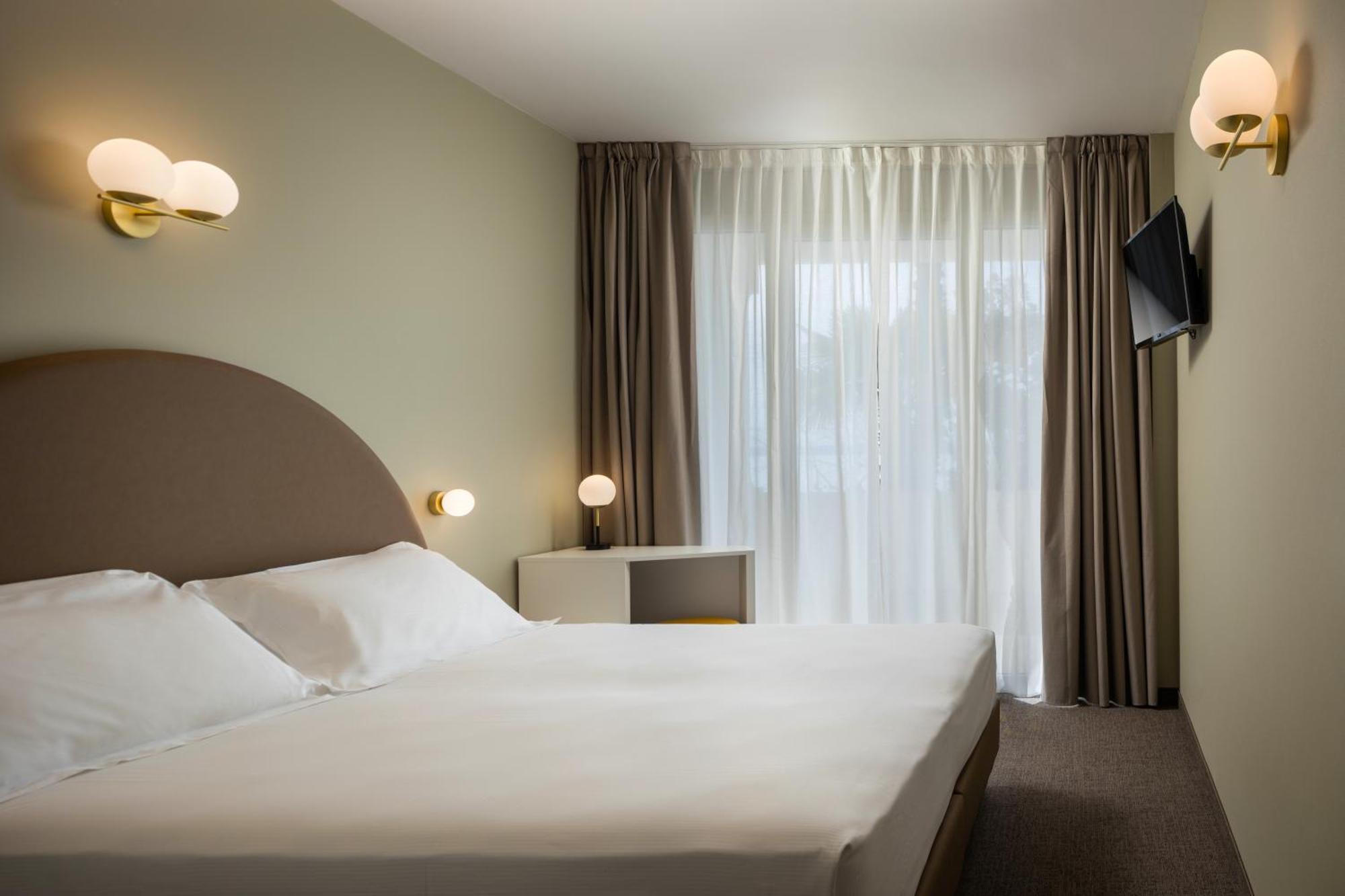 Hotel Nettuno باردولينو المظهر الخارجي الصورة