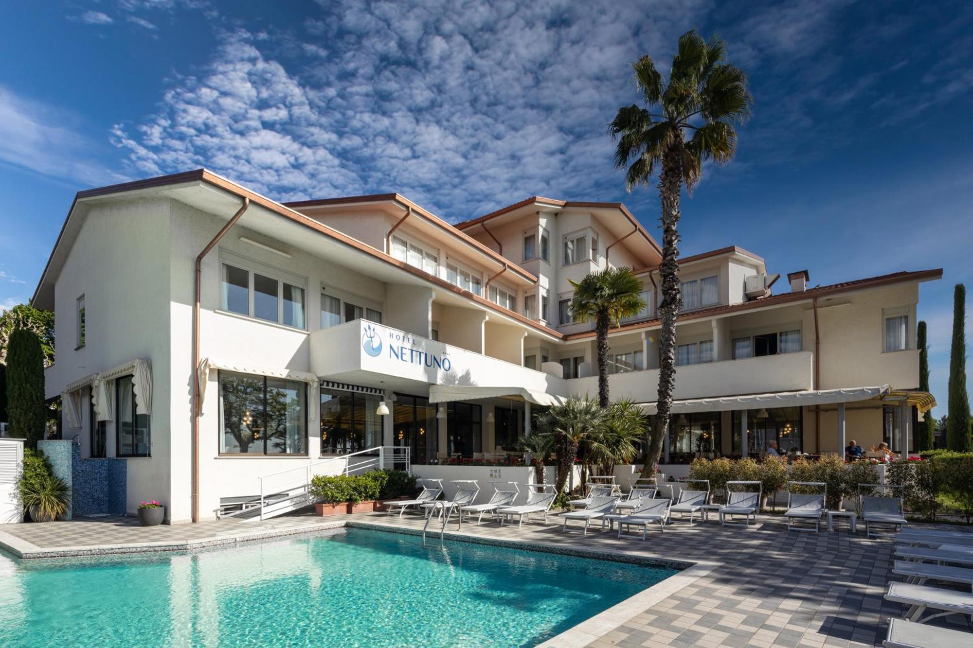 Hotel Nettuno باردولينو المظهر الخارجي الصورة