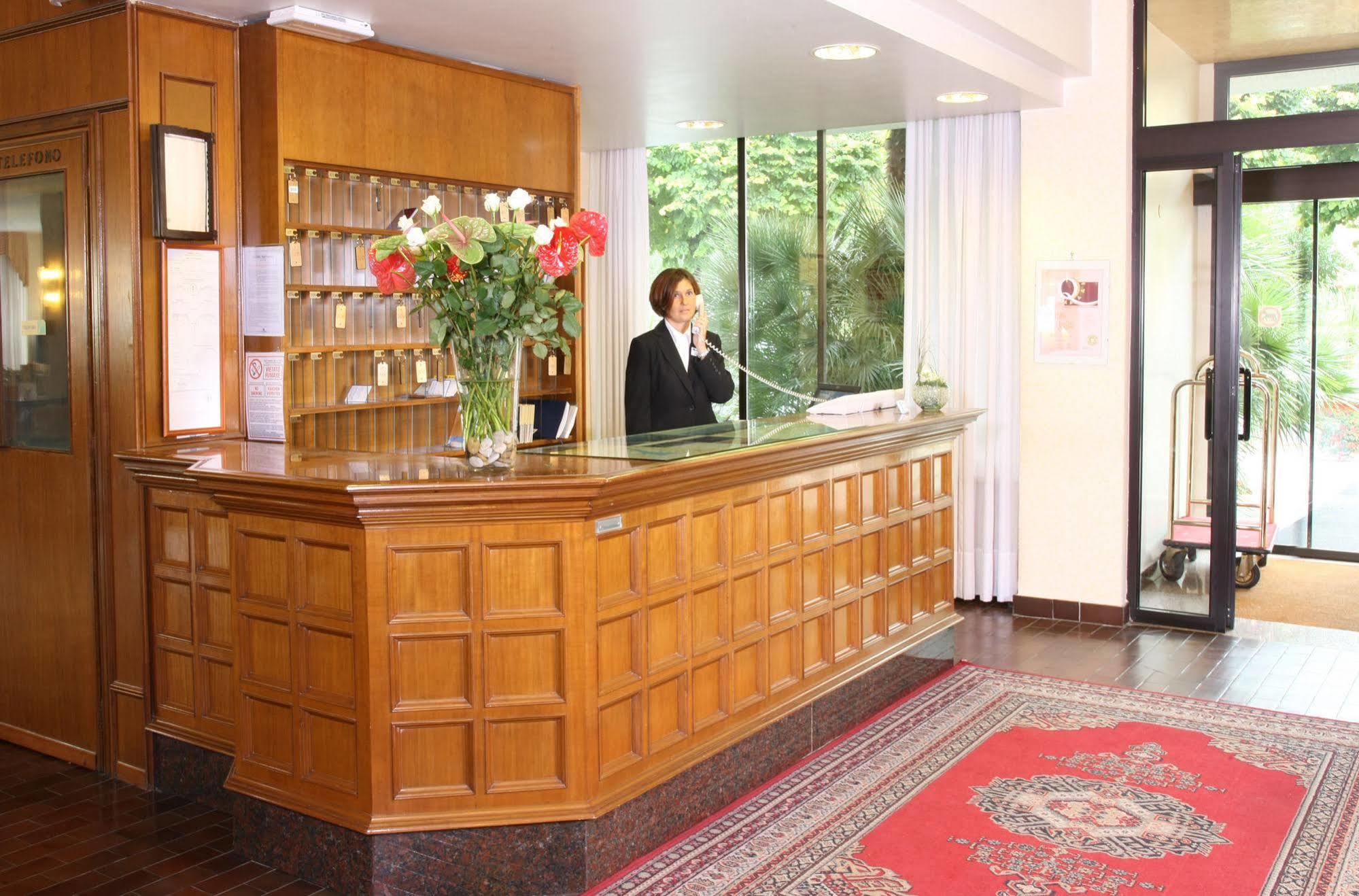 Hotel Nettuno باردولينو المظهر الخارجي الصورة