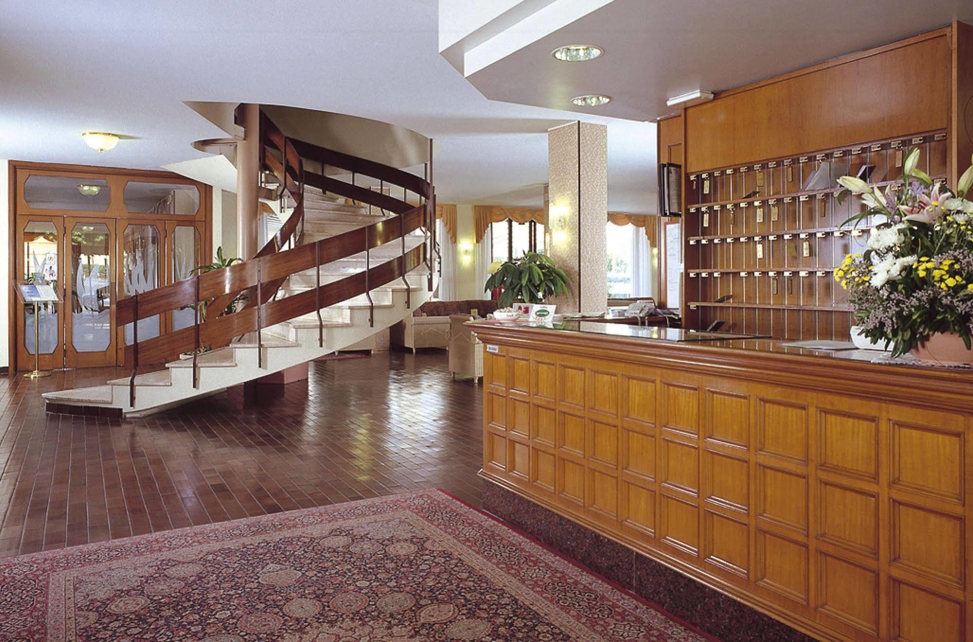 Hotel Nettuno باردولينو المظهر الخارجي الصورة